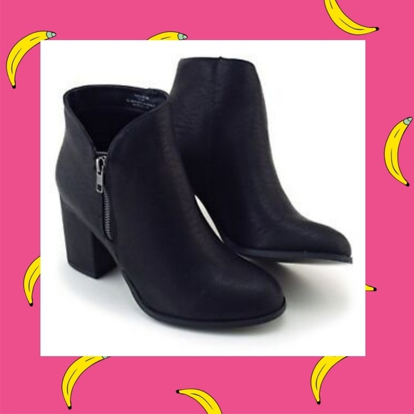 Diba Shoes - Black ankle boots